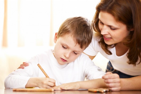Как помочь ребенку с уроками