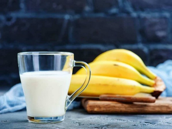 бананы и молоко
